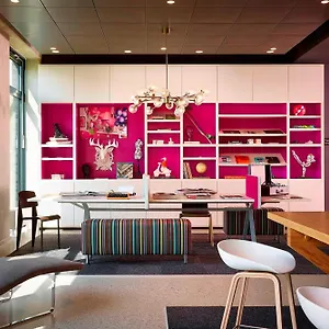 https://moxy-munich-airport.com-bavaria.com