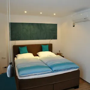 https://apartments-am-freizeitpark-kriftel.hotelsheidelberg.net