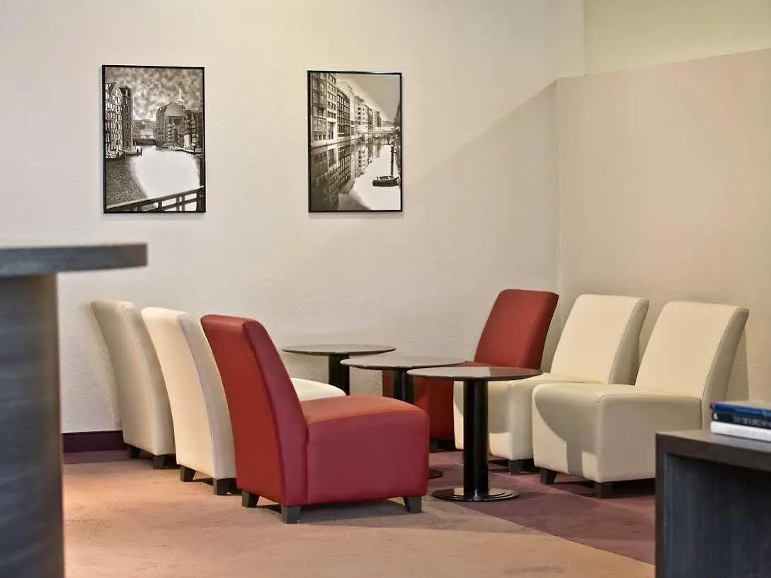 City Hotel Hamburg Mitte 3*,